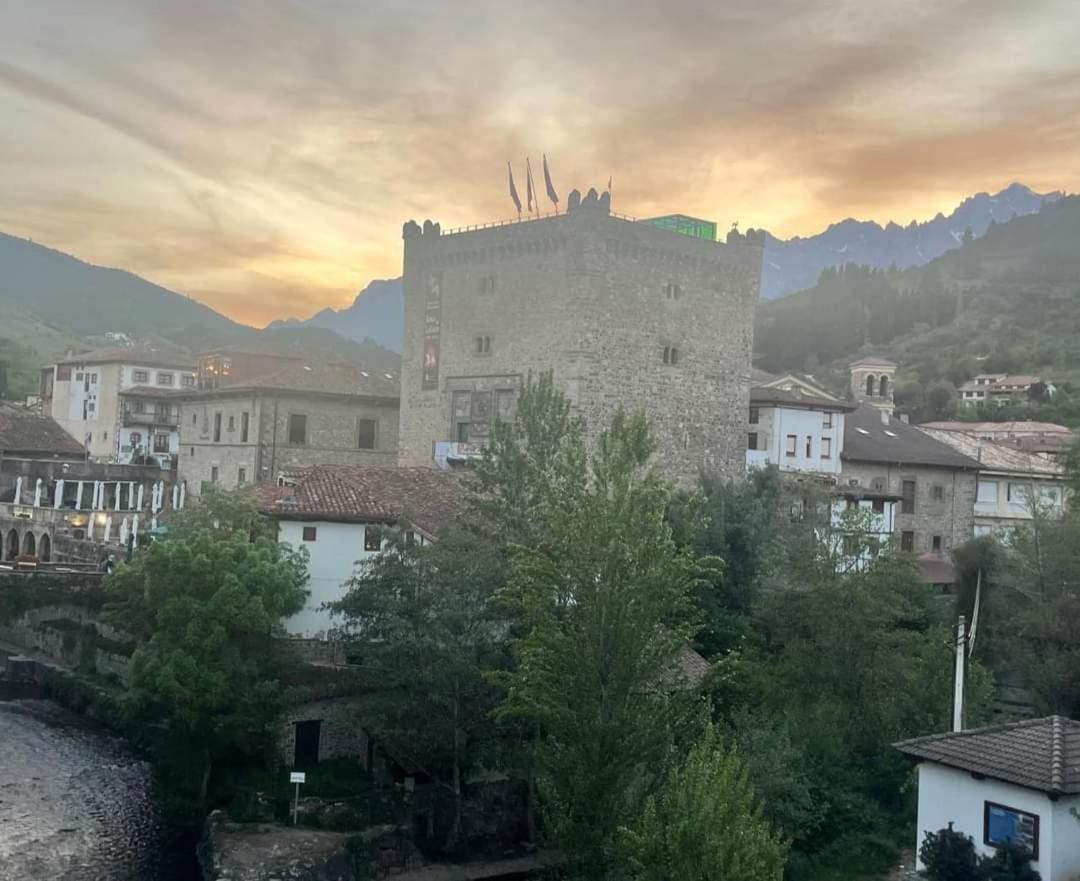 La Casuca Del Sol Villa Potes Eksteriør bilde